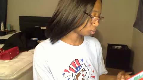 Snapshot of sweetness_cool chatting on May 28, 12:41 am sweetness_cool online show from May 28, 12:41 am