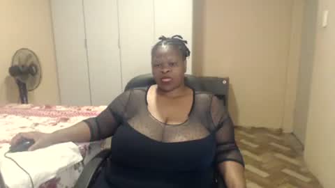 Snapshot of sweetnoziexxx chatting on April 10, 6:29 am sweetnoziexxx online show from April 10, 6:29 am
