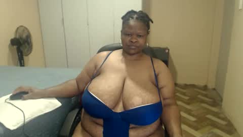 sweetnoziexxx online show from May 9, 7:24 am