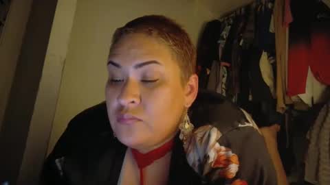 Snapshot of sweetp3ach29 chatting on February 24, 5:22 am sweetp3ach29 online show from February 24, 5:22 am