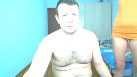 Snapshot of sweetpairfun chatting on October 16, 8:37 am Veronica and Alex online show from October 16, 8:37 am