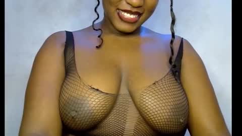 Snapshot of sweetpetitgirl chatting on March 14, 6:41 am LILY BRANDY online show from March 14, 6:41 am