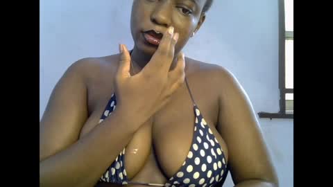 LILY BRANDY online show from May 16, 7:38 am