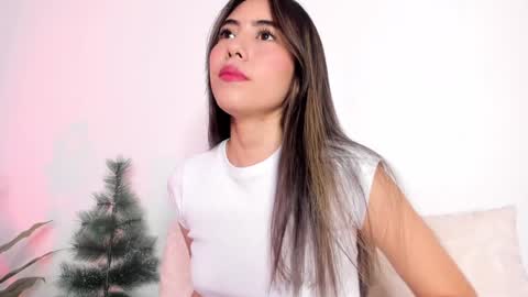 Snapshot of sweetpussyhot_ chatting on December 20, 9:43 am Hello Welcome Im here from WEDNESDAY to SUNDAY 430am to 830am and 3 to 7 timeMONDAY and TUESDAY i rest online show from December 20, 9:43 am