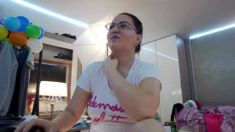 SweetRaisa online show from December 16, 7:00 pm