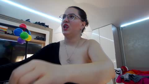 SweetRaisa online show from January 15, 8:48 pm