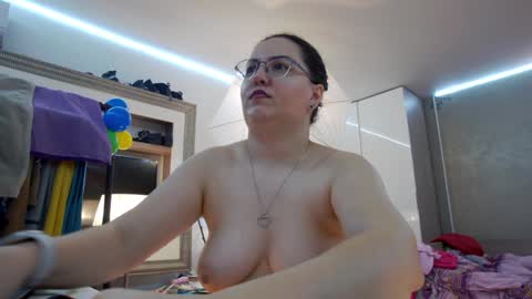 SweetRaisa online show from January 27, 2:31 am