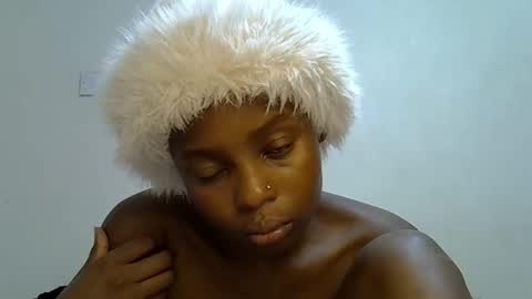 Lilly online show from February 5, 8:13 pm