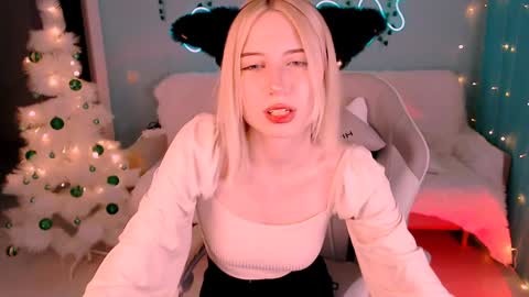 Snapshot of sweetrichal chatting on December 15, 10:26 pm sweetrichal online show from December 15, 10:26 pm