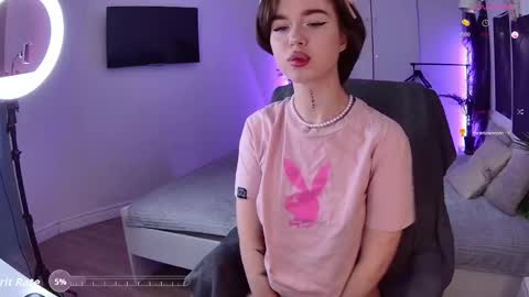 Alice online show from March 27, 9:36 pm