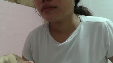 Snapshot of sweetsexy18 chatting on January 11, 1:06 am sweetsexy18 online show from January 11, 1:06 am