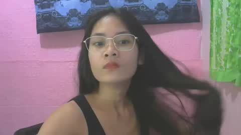 Mia online show from October 18, 2:14 am