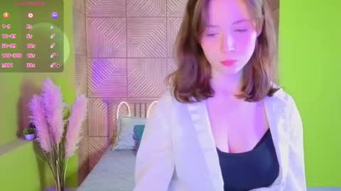 Alice online show from December 17, 2:12 pm