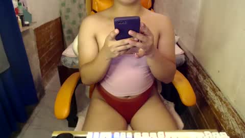 Snapshot of sweetsofia24 chatting on February 17, 4:04 pm Sofia online show from February 17, 4:04 pm