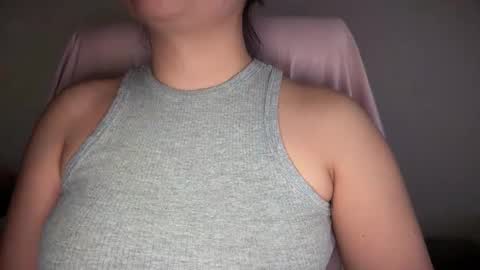 sweetssmashed online show from April 17, 11:52 pm