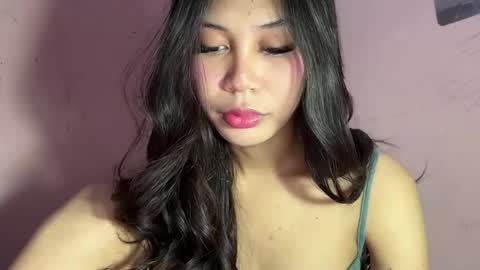 yanny online show from March 30, 4:35 am