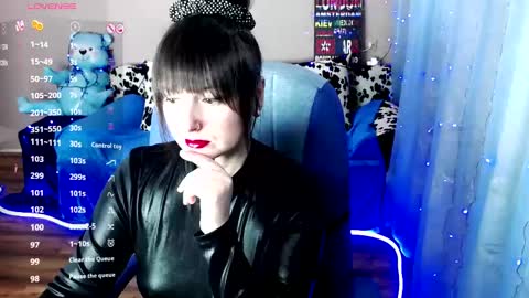 Snapshot of sweetsunnymila chatting on December 5, 10:55 am HelloI amShy Charming Mila-Nice to meet you and Welcome I am not a nude model Sometimes a smile is all that we need online show from December 5, 10:55 am