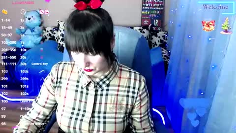 Snapshot of sweetsunnymila chatting on December 23, 11:04 am HelloI amShy Charming Mila-Nice to meet you and Welcome I am not a nude model Sometimes a smile is all that we need online show from December 23, 11:04 am