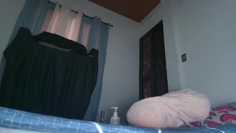 dulce online show from June 9, 9:37 pm