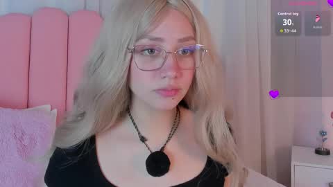 sweett_fire online show from May 23, 6:12 pm