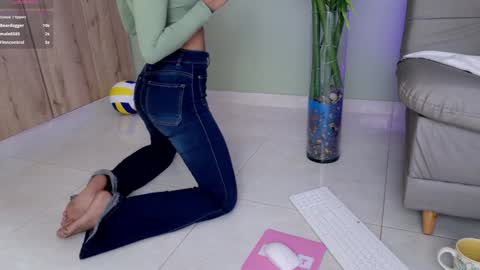    online show from January 26, 8:02 pm