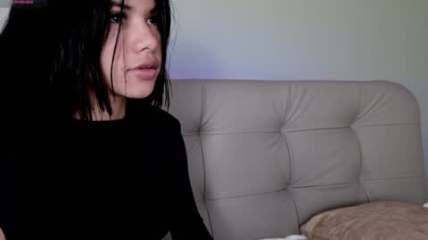    online show from February 8, 4:25 pm
