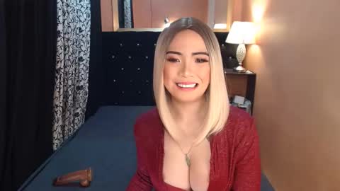 Ms trixiee online show from December 12, 6:25 am