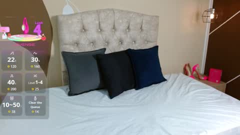 Scarlet online show from September 27, 11:48 am