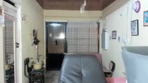 Snapshot of sweetveroxxx chatting on July 14, 3:55 am veronica online show from July 14, 3:55 am