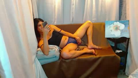 Snapshot of sweetvictoria2000 chatting on February 4, 9:52 pm sweetvictoria2000 online show from February 4, 9:52 pm