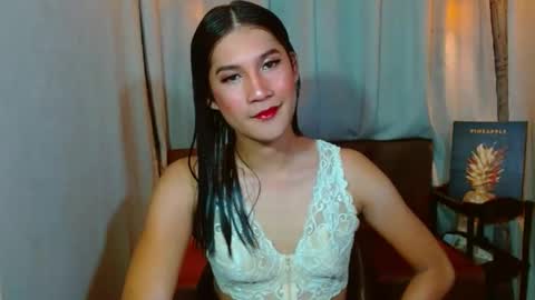 Snapshot of sweetvictoria2000 chatting on February 26, 9:21 am sweetvictoria2000 online show from February 26, 9:21 am