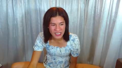 sweetvictoria2000 online show from May 11, 6:38 pm