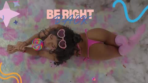 sweetviolet___ online show from February 5, 11:59 am