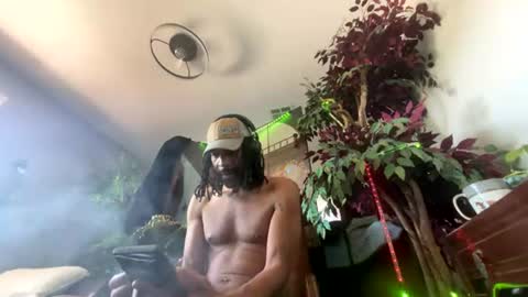 Snapshot of sweetwilly10 chatting on July 16, 5:30 pm Jay Winters Sweet Willy 10 online show from July 16, 5:30 pm