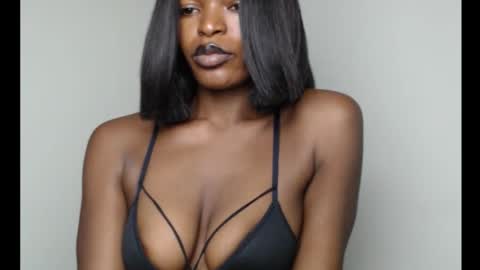 sweetxxboobsx online show from November 3, 8:04 am