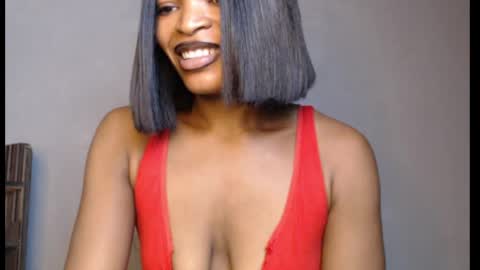 sweetxxboobsx online show from May 16, 8:11 am