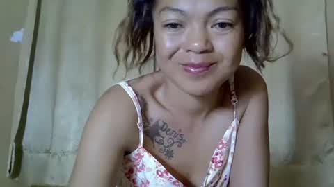 Snapshot of sweety_angel_7 chatting on February 28, 7:03 pm Sarah online show from February 28, 7:03 pm