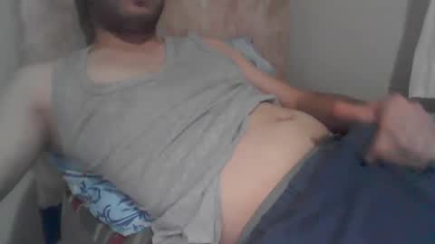 Snapshot of sweety_boy21 chatting on January 18, 7:37 pm sweety_boy21 online show from January 18, 7:37 pm