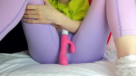 Mia online show from January 4, 12:37 am