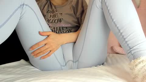 Mia online show from January 22, 11:21 pm