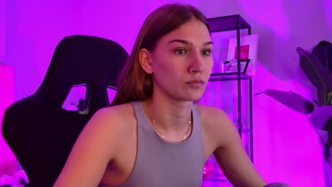 Emily online show from March 16, 11:58 am