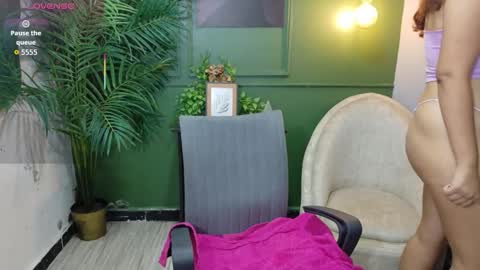 Emma online show from March 28, 7:57 pm