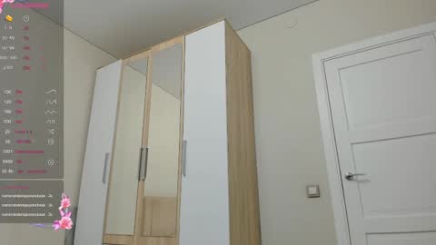 Vikky online show from February 16, 12:30 am