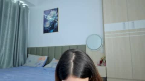 Snapshot of sweety_vikky chatting on May 30, 12:08 am Vikky online show from May 30, 12:08 am
