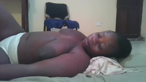 sweetyass25 online show from March 8, 6:01 pm