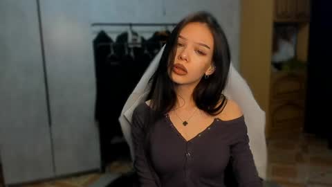 sweetydeviliya online show from May 15, 2:35 pm