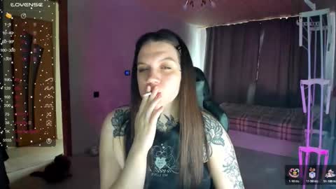 Snapshot of sweetyladiy chatting on February 17, 4:53 am Aiza online show from February 17, 4:53 am