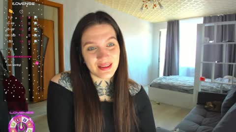 Snapshot of sweetyladiy chatting on March 27, 7:03 am Aiza online show from March 27, 7:03 am