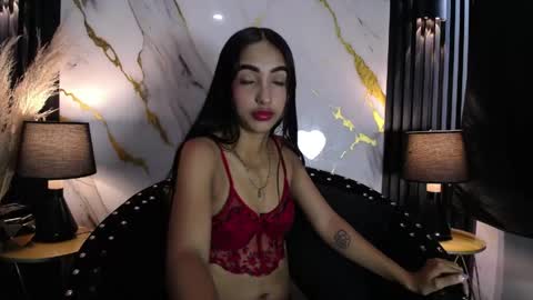 LAURA online show from May 3, 12:00 pm