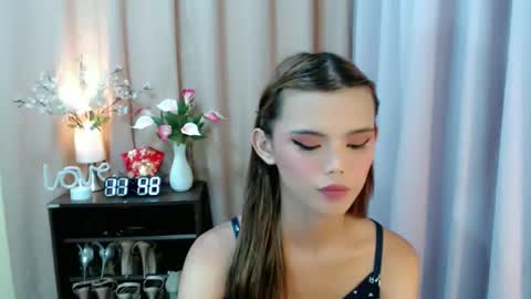 Snapshot of sweetytrannygirlxx chatting on October 4, 3:48 am Megan online show from October 4, 3:48 am